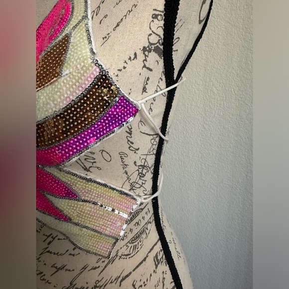 Sequin Butterfly style top - Picture 6 of 6